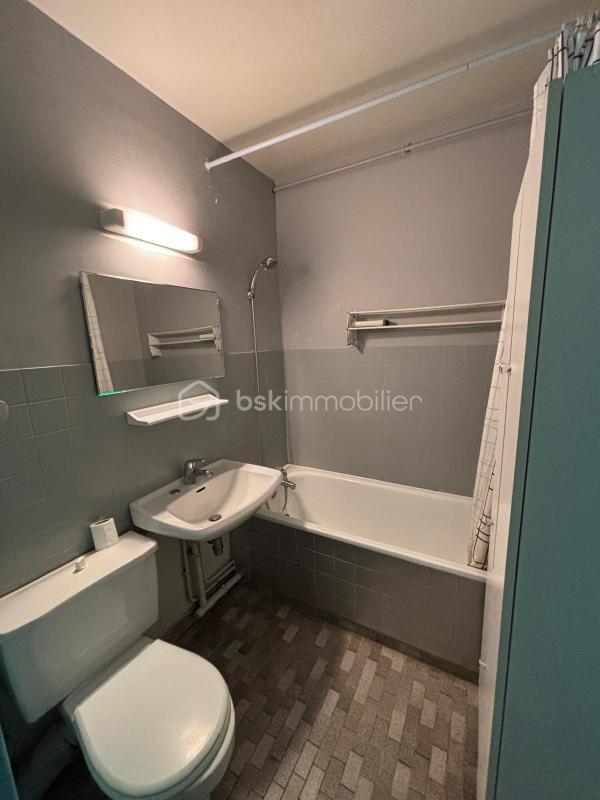 Studio - 27 m² - 1 pièce