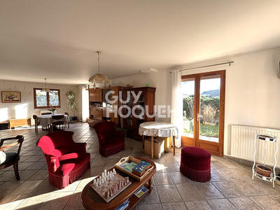 Maison - 152 m² - 6 pièces