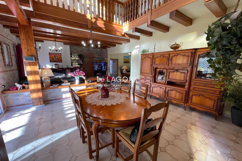 Maison - 170 m² - 6 pièces