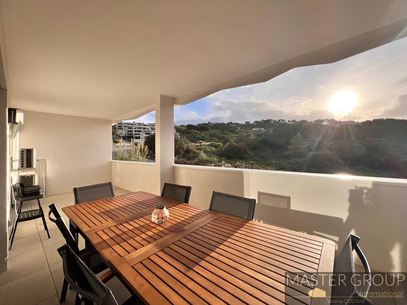 Appartement - 64 m² - 3 pièces