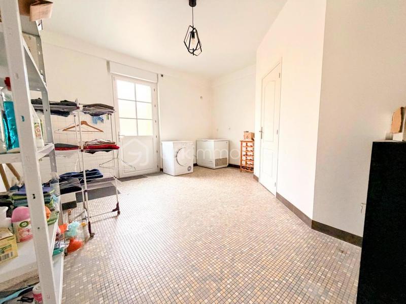 Maison - 289 m² - 12 pièces