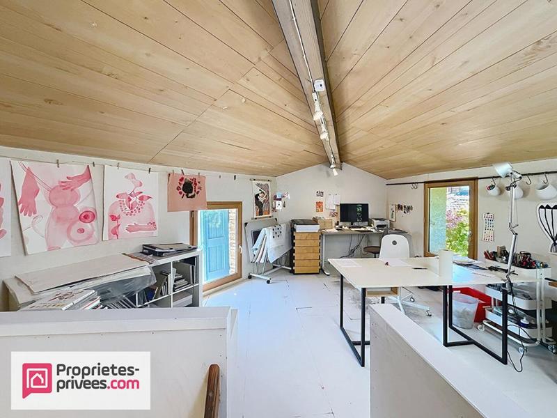 Maison - 206 m² - 6 pièces