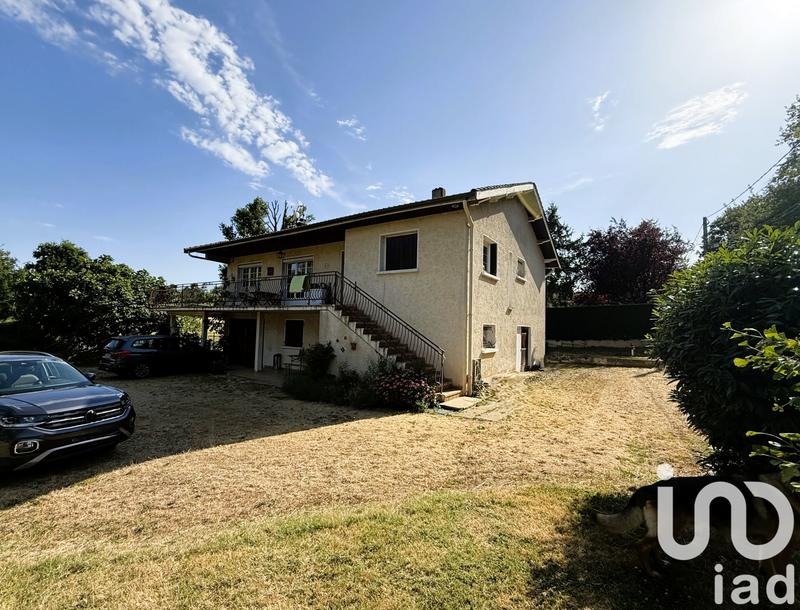 Maison - 220 m² - 5 pièces