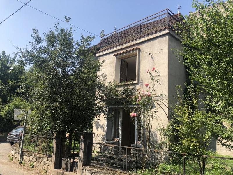 Maison - 168 m² - 8 pièces