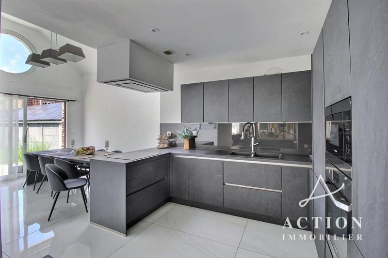 Maison - 190 m² - 7 pièces