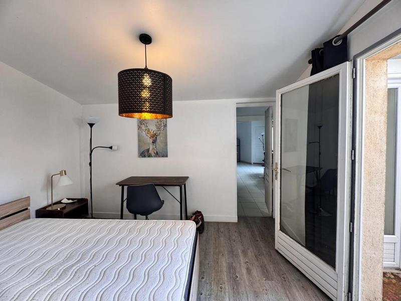 Studio - 15 m² - 1 pièce