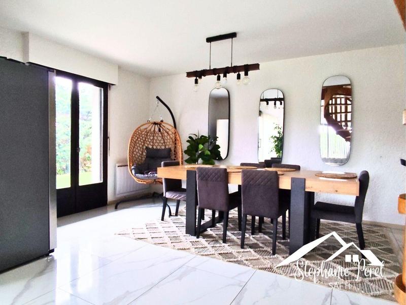 Maison - 145 m² - 5 pièces