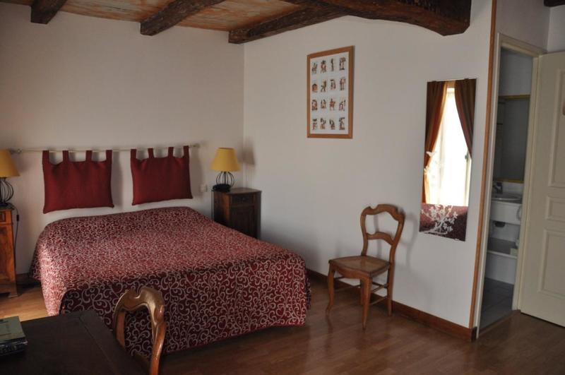 Maison - 713 m² - 15 pièces