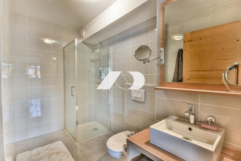 Appartement - 83 m² - 4 pièces