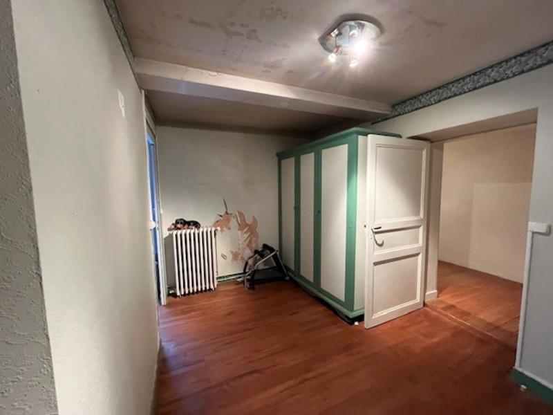 Maison - 250 m² - 9 pièces