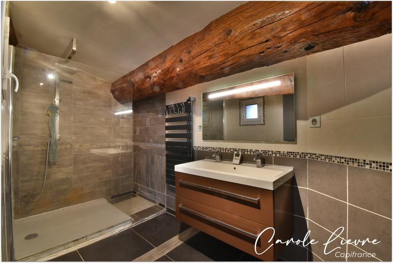 Appartement - 128 m² - 3 pièces