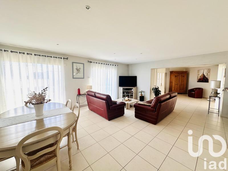 Maison - 185 m² - 5 pièces