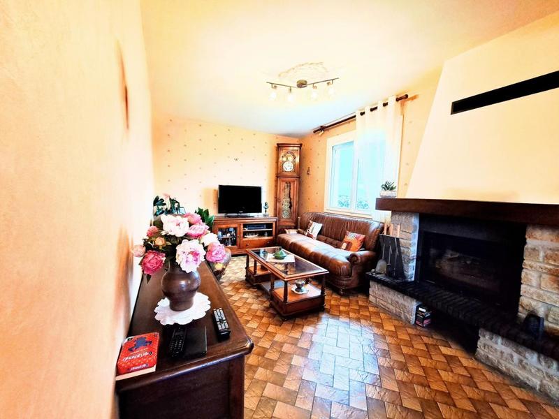 Maison - 121 m² - 6 pièces