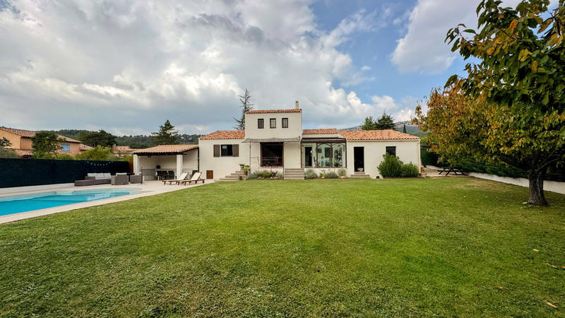 Maison - 149 m² - 5 pièces