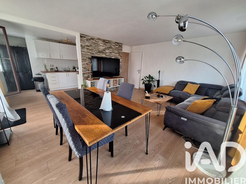 Appartement - 93 m² - 4 pièces