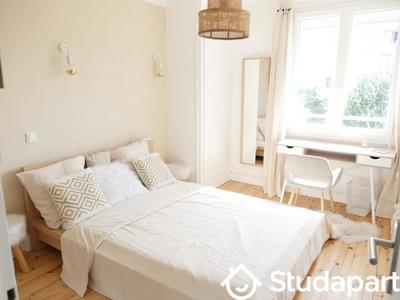 Chambre - 10 m² - 1 pièce