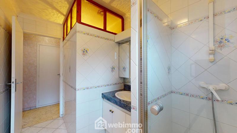 Maison - 136 m² - 2 pièces