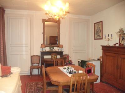 Maison de village - 190 m² - 8 pièces