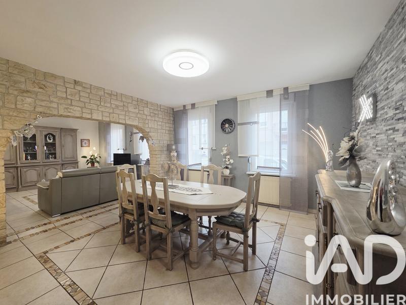 Maison - 187 m² - 7 pièces