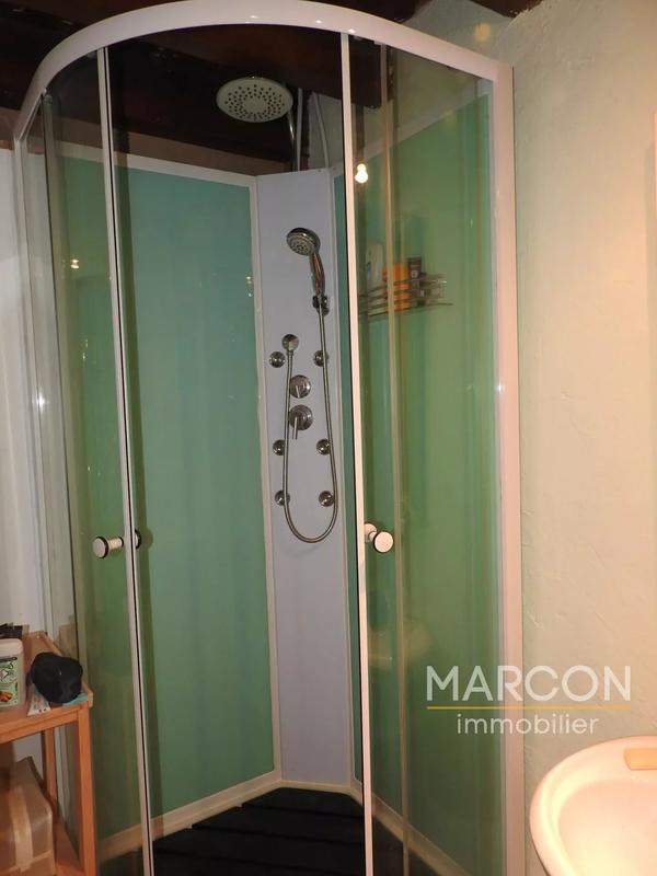 Maison de village - 513 m² - 7 pièces