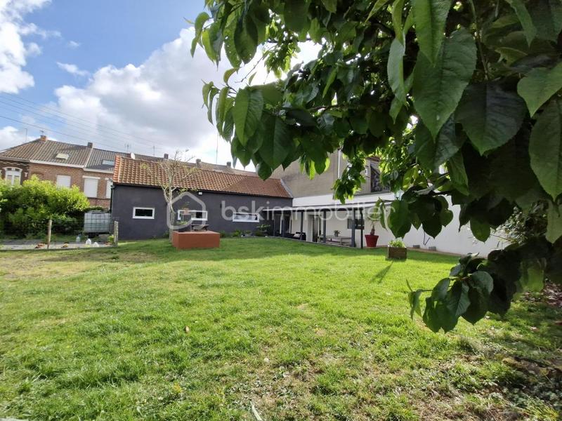 Maison - 143 m² - 5 pièces