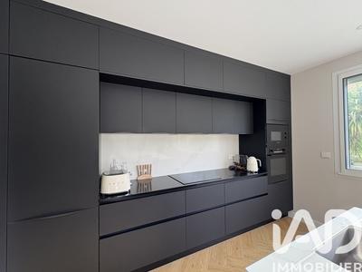 Maison - 193 m² - 7 pièces