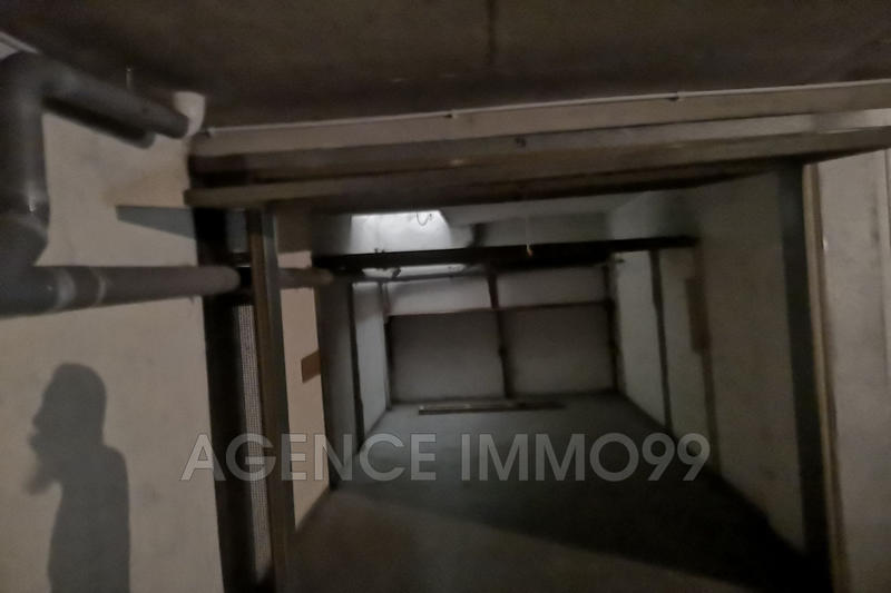 Parking / Garage - 13 m²