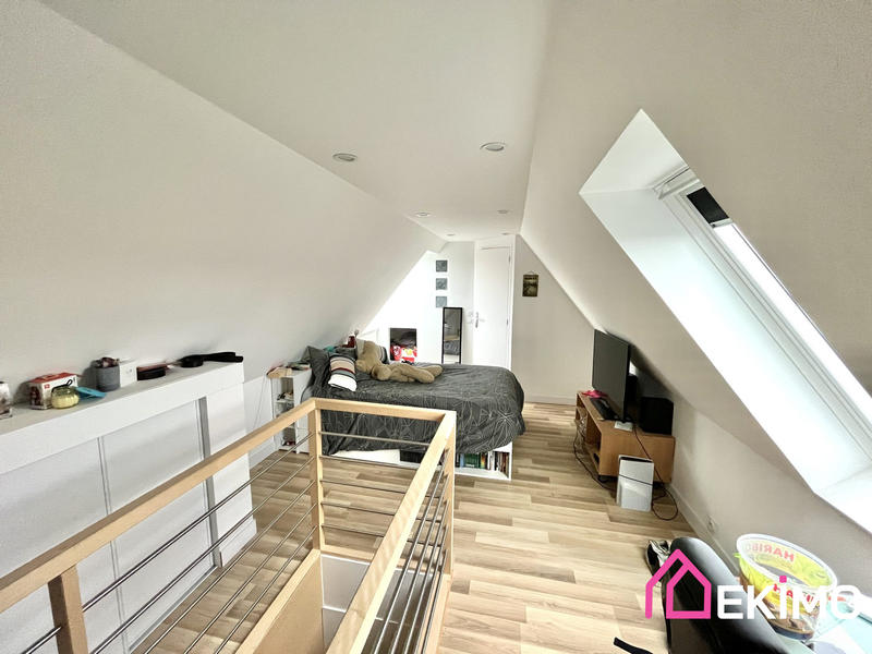 Maison traditionnelle - 115 m² - 7 pièces