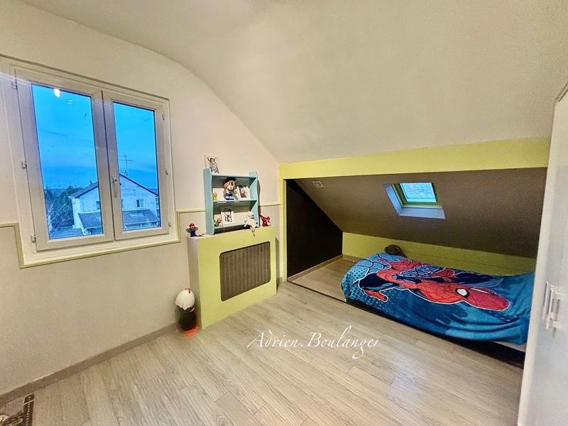Maison - 98 m² - 5 pièces