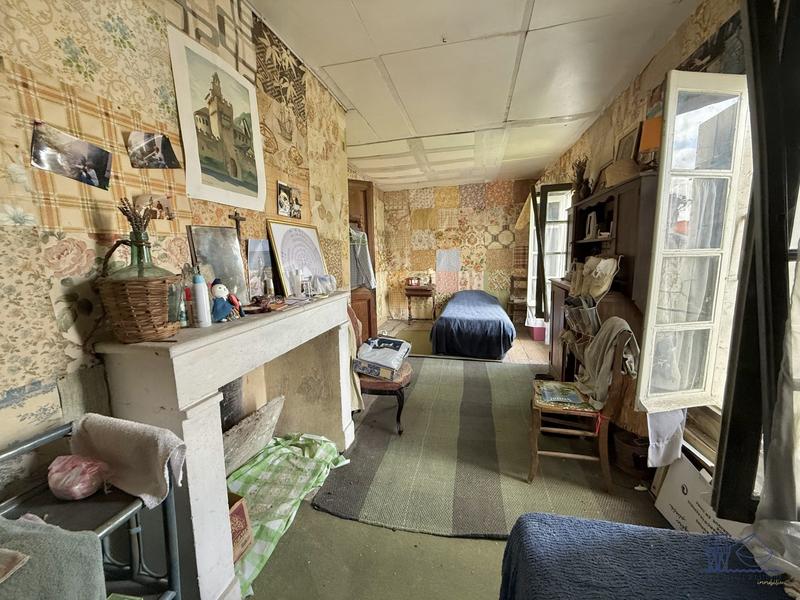 Maison ancienne - 215 m² - 14 pièces