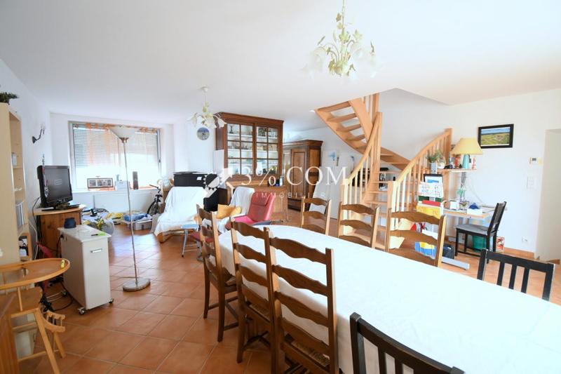 Maison - 283 m² - 10 pièces