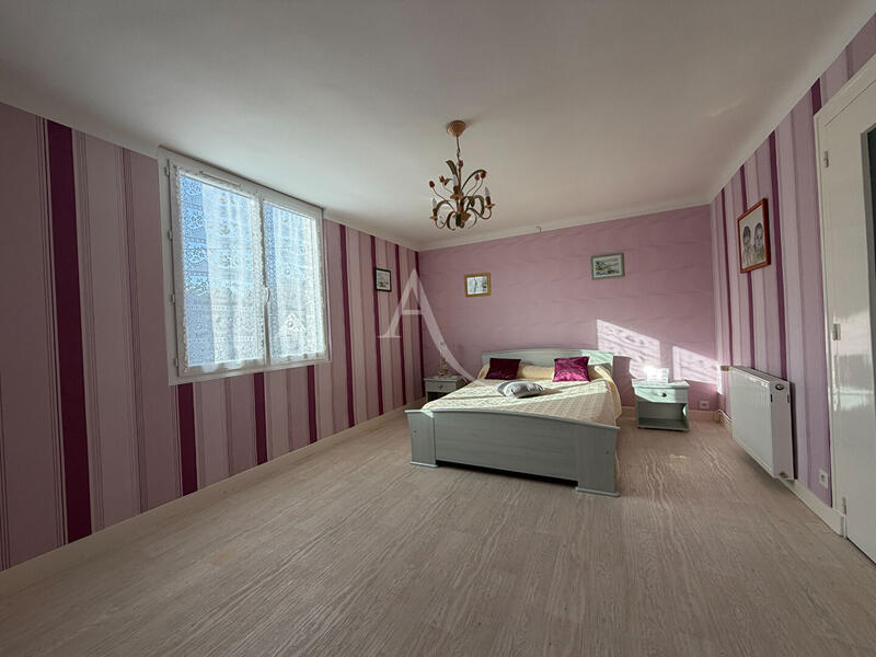 Maison - 81 m² - 5 pièces