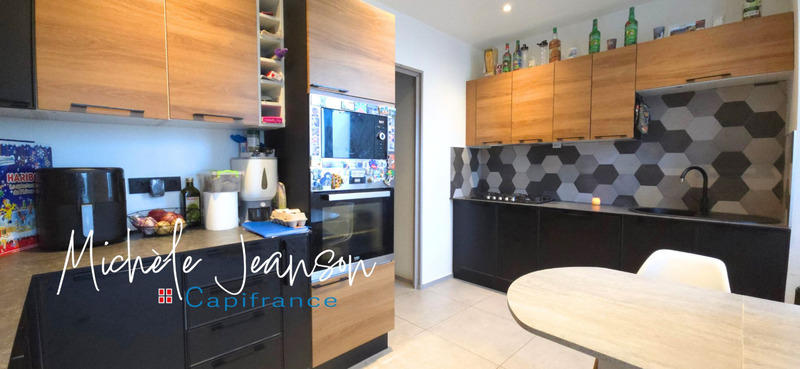 Maison - 117 m² - 6 pièces