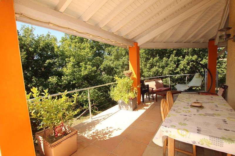 Villa - 195 m² - 7 pièces