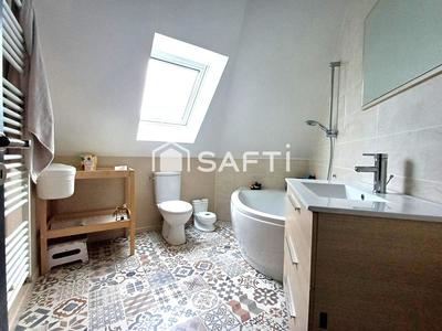 Maison - 120 m² - 5 pièces