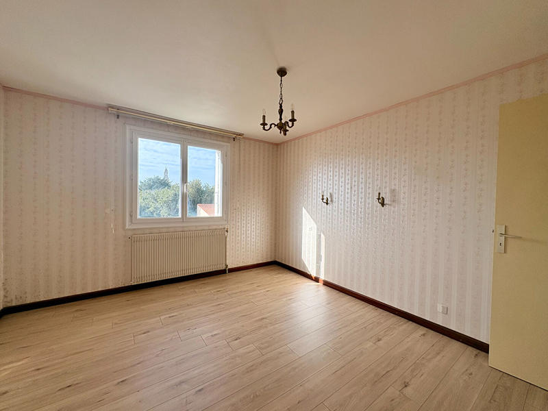 Appartement - 95 m² - 3 pièces