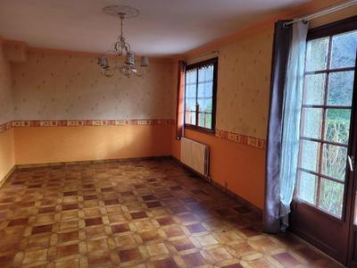 Maison - 86 m² - 4 pièces