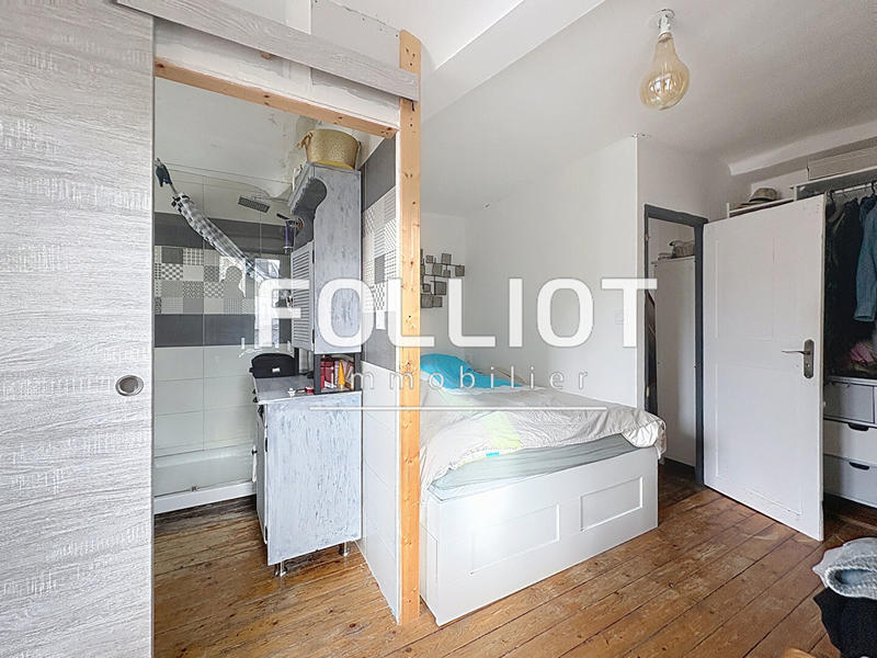 Maison - 180 m² - 8 pièces