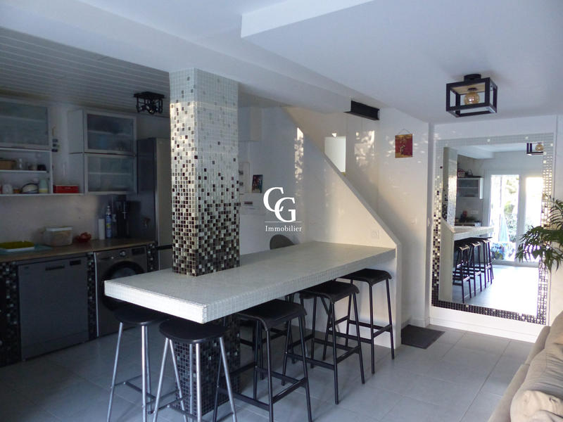 Maison - 87 m² - 4 pièces