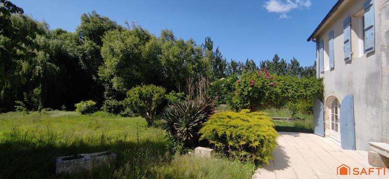 Maison - 228 m² - 8 pièces