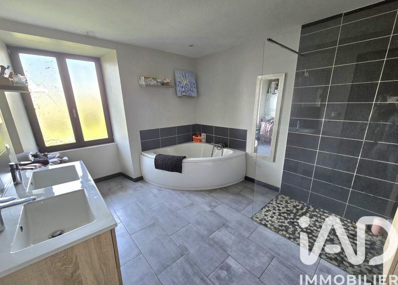 Maison de campagne - 236 m² - 7 pièces