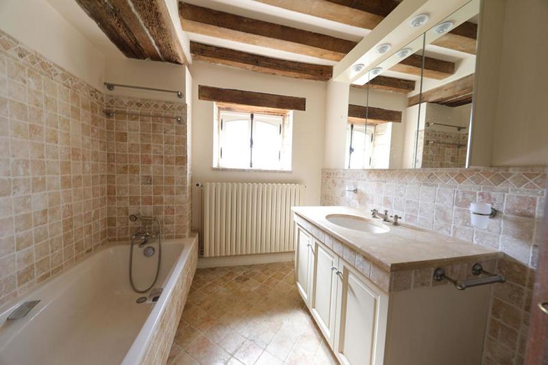 Maison - 494 m² - 15 pièces