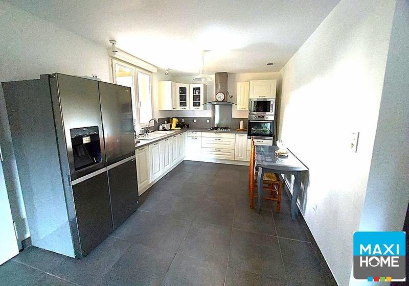 Maison - 89 m² - 5 pièces