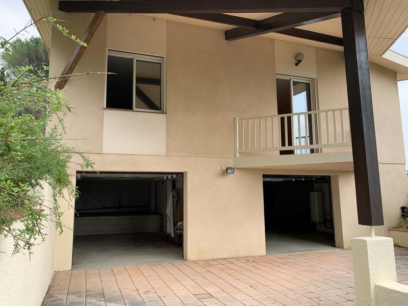 Villa - 220 m² - 6 pièces