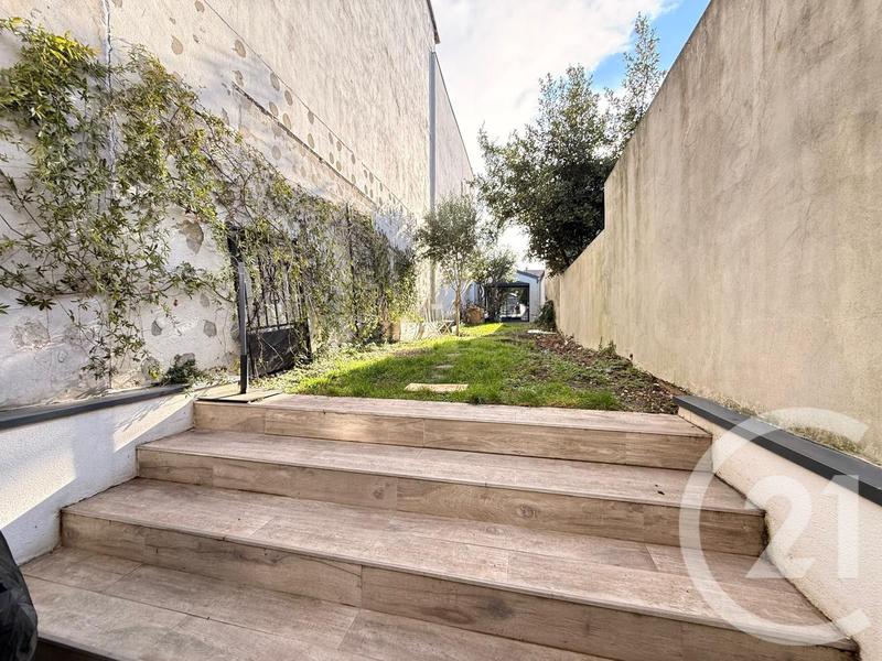 Maison - 107 m² - 6 pièces