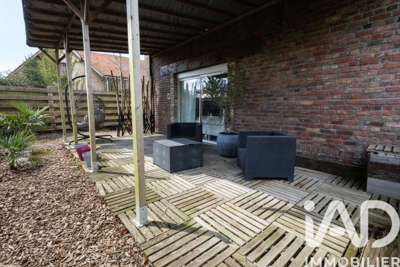 Maison - 210 m² - 9 pièces