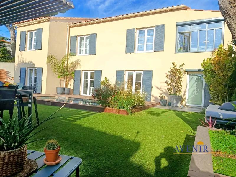 Maison - 135 m² - 5 pièces