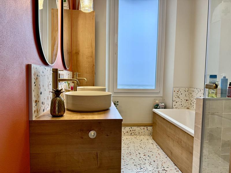 Maison - 226 m² - 9 pièces