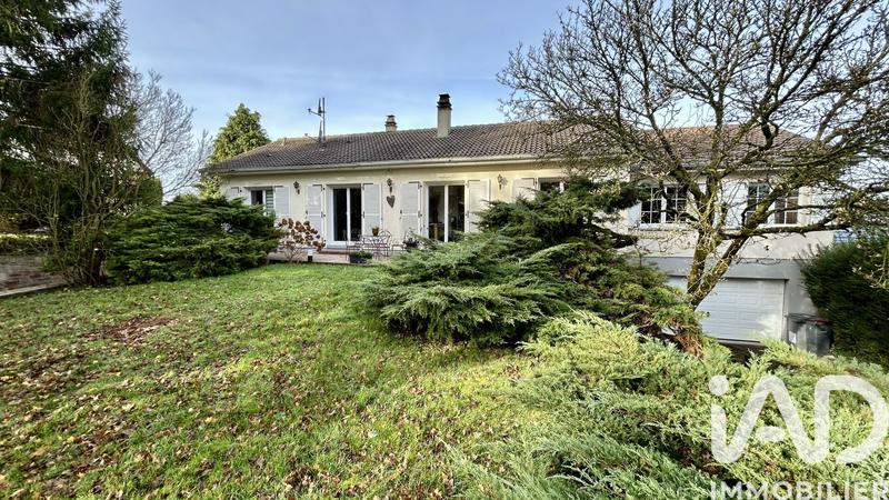 Maison - 141 m² - 8 pièces