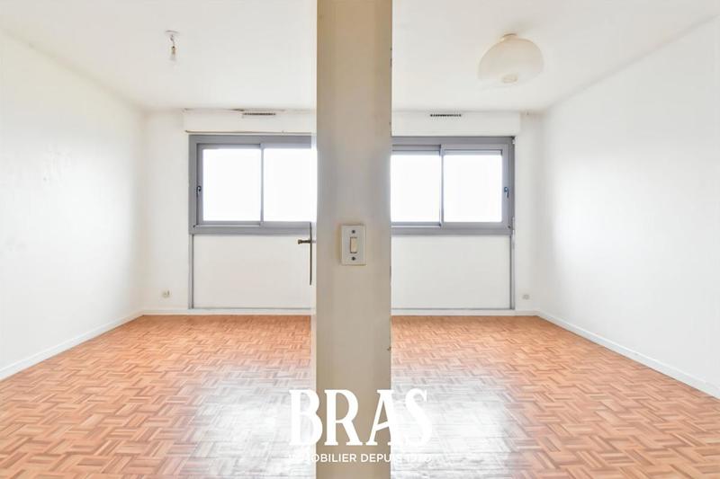 Appartement - 81 m² - 4 pièces